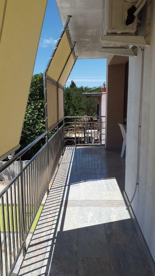 Apartmani Lamani Bibinje Luaran gambar