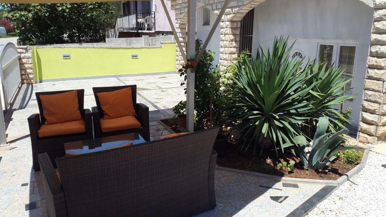 Apartmani Lamani Bibinje Luaran gambar